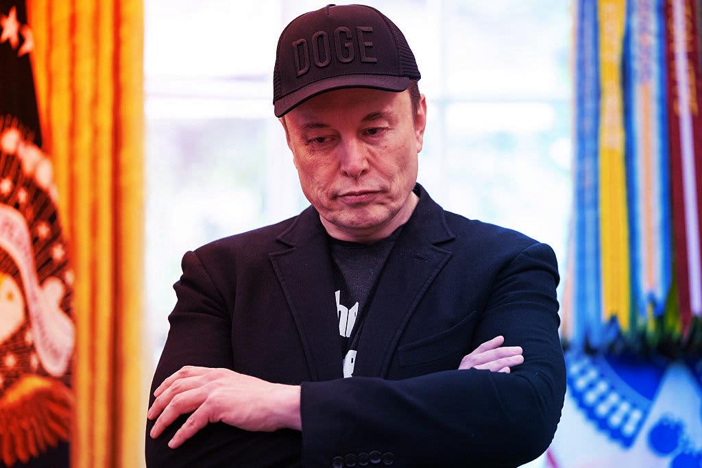 Lejtmenetben a Tesla, miközben a kínai BYD tarol Európában