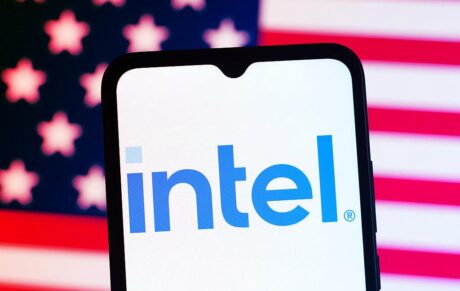USA-sokk: A kormány titokban megszerezte az Intel 10%-át?