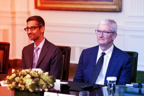Az Apple megnyugodhat, egyelőre marad a Google a keresőjükben