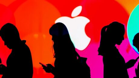 Az Apple újabb kémszoftver-támadásokat leplezett le