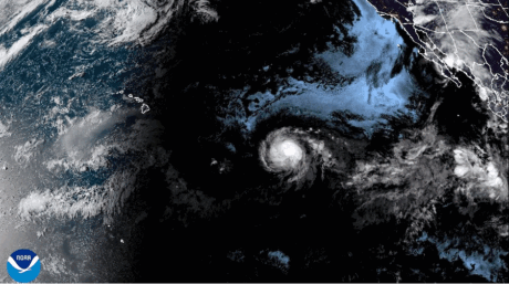 Az óceán bosszúja: a Kiko hurrikán fenyegeti Hawaiit