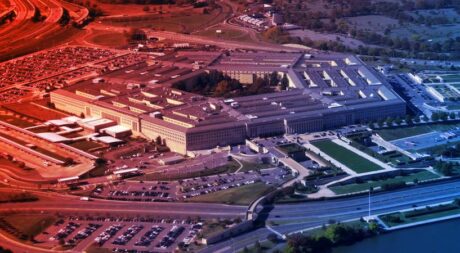 Az új Pentagon-kibervédelmi szabályok mindenkit sarokba szorítanak