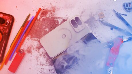 A Google szégyene: füstölgő Pixel 10 Pro Fold a hajlításteszten