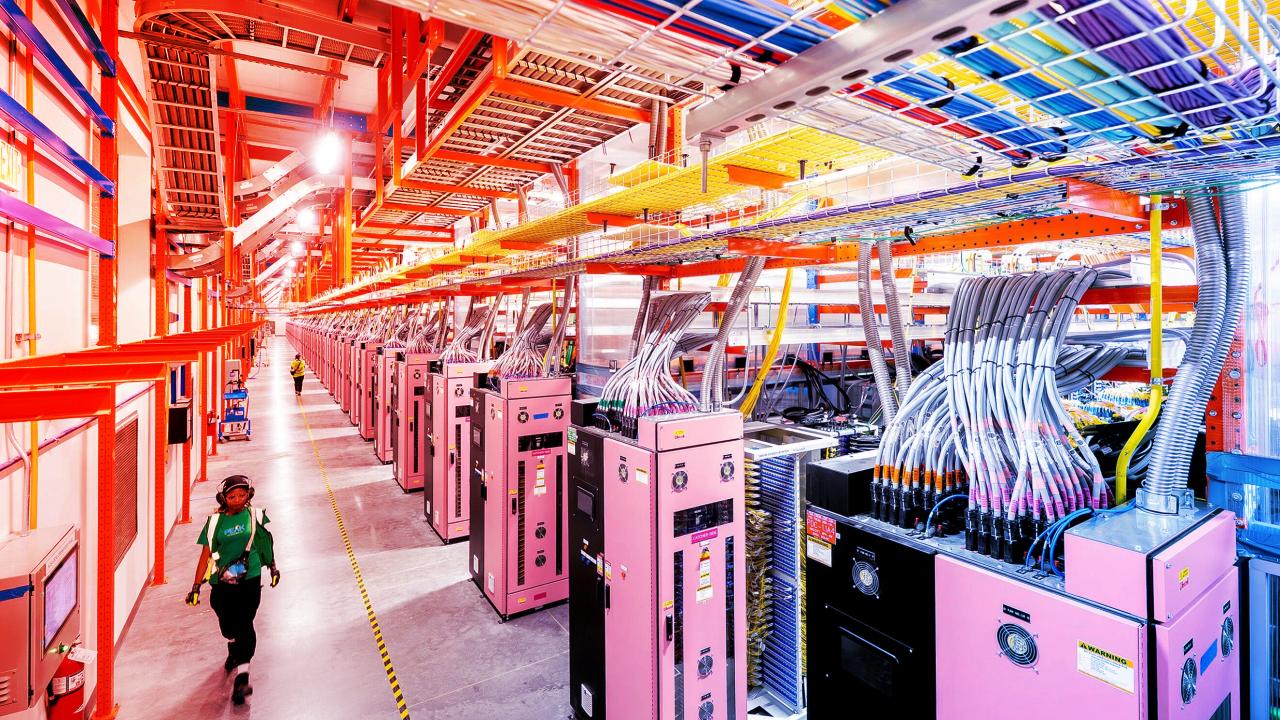 Az Amazon új MI-szuperszámítógépe már legyőzte a Csillagkaput