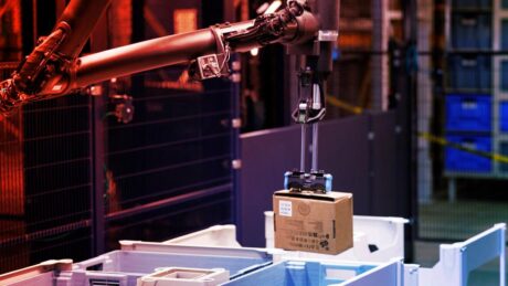 Az Amazon új robotjai: kevesebb dolgozó, gyorsabb kiszállítás