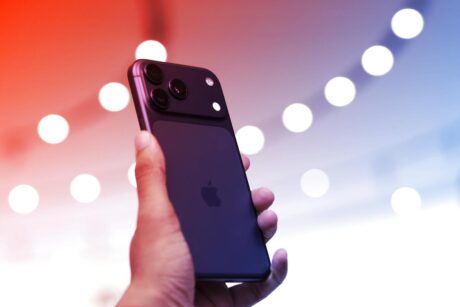 Az Apple megállíthatatlan: Rekord árfolyam az iPhone 17 sikere miatt