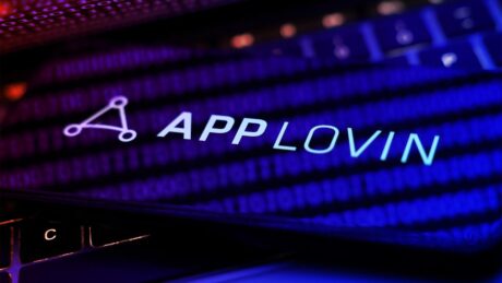 Az AppLovin részvény hullámvasútja: botrány, pánik, visszapattanás