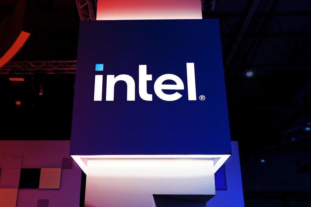 Az Intel új csodafegyvere: itt a Panther Lake processzor