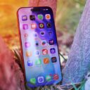 Az iPhone végre megszabadul a folyékony üveg átlátszóságától