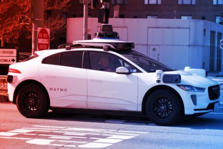 Az önvezető taxik végre meghódítják Londont