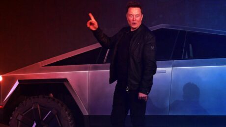 Tényleg rábíznánk ennyi pénzt Elon Muskra, a Tesla fizetése minden képzeletet felülmúl