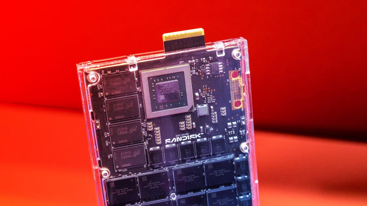 Az 1 petabájtos SSD-k útja: a Meta új tárhelyvíziója