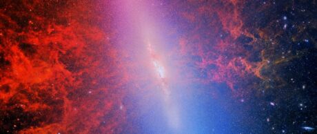 Az űr legvadabb tűzijátéka: a Szivar-galaxis lángoló szíve