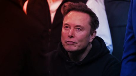 Elon Musk újabb szavazással dönt, megszületik az első billió dolláros ember