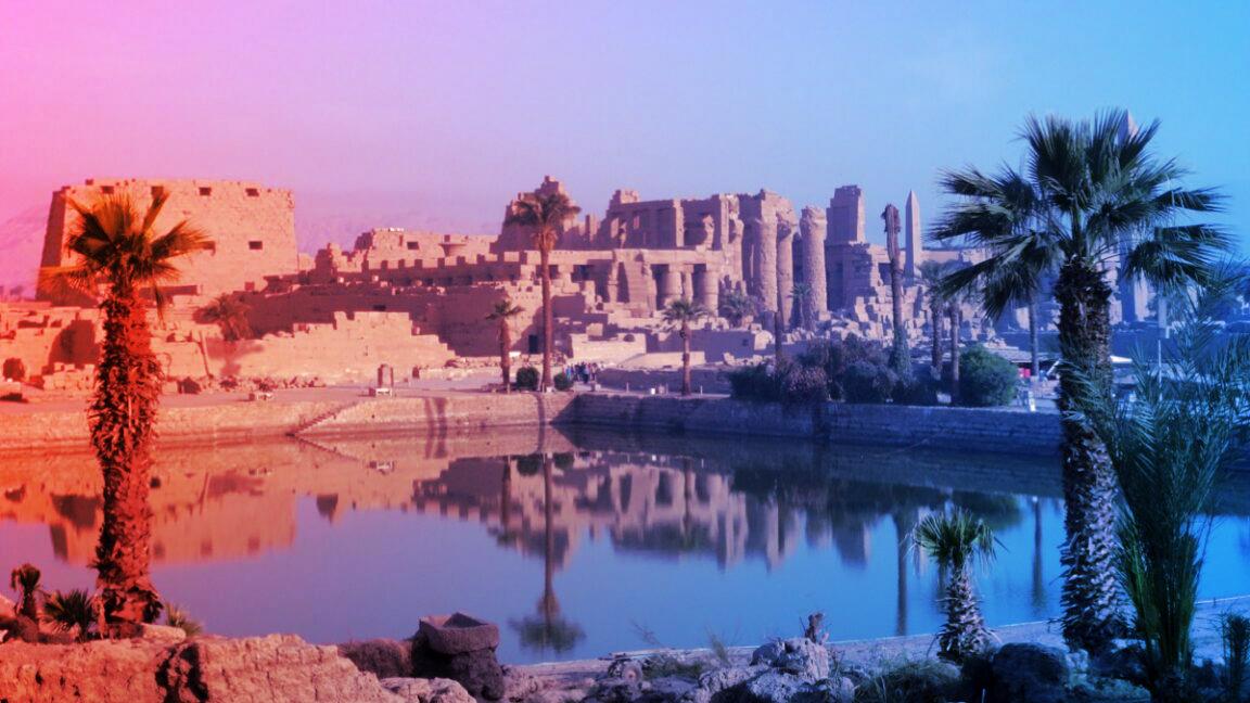 Meglepő tudományos felfedezések, kiderültek a kígyók, a spagetti és Karnak titkai