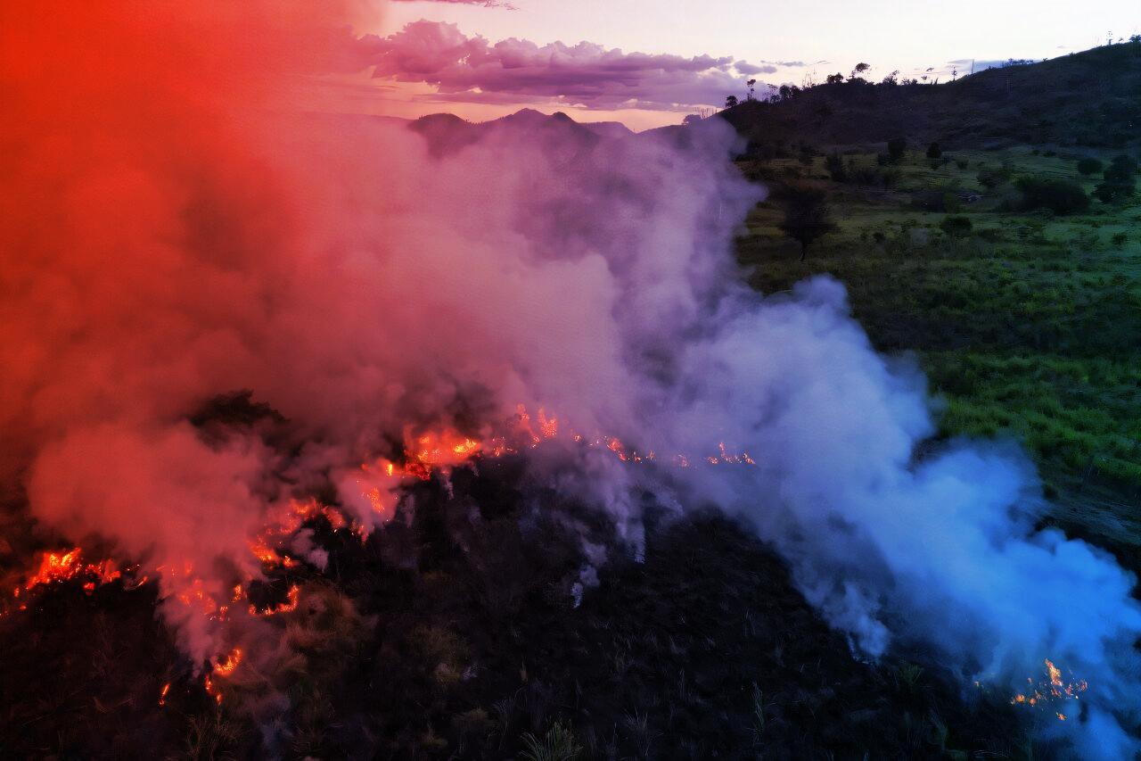 Tűz pusztít az Amazonasban – ki okozza az erdőirtást?