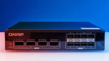 Az új QNAP csúcsswitch: papíron hibátlan, a gyakorlatban bosszantó