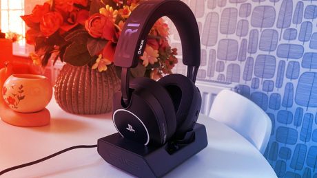 A Nacon RIG R8 Spectre Pro HS: trónkövetelő vagy túlhájpolt?