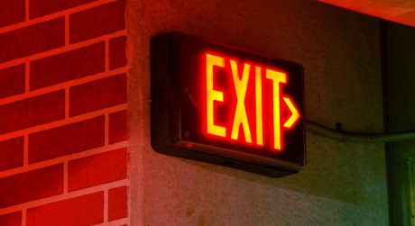 Az amerikai kripto-ETF-ek vérzenek: csak a HYPE tartja magát