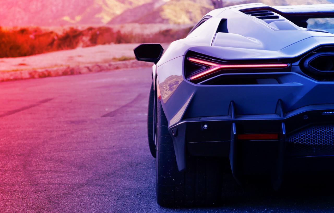 A Lamborghini Revuelto: A száguldó hibrid szépség