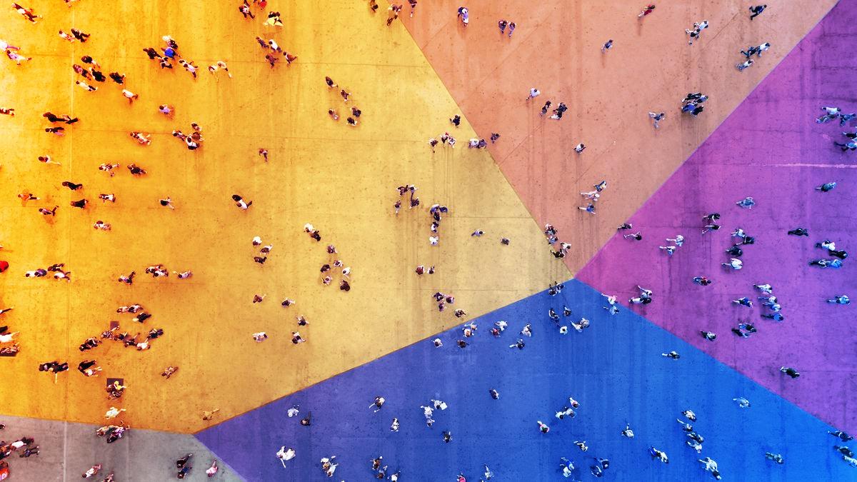 A matematikusok megoldották a tömegmozgás problémáját: miért válnak káosszá nyilvános terek?