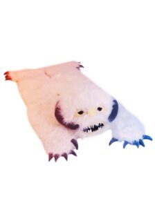 Ágyad előtt a Wampa teteme?
