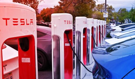 Amerikai autógyártók háborognak, Trump elektromosautó-tervei felkavarják az állóvizet