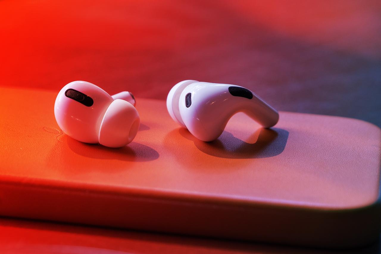 Az Apple fülhallgatók most féláron – ezt nem hagyhatod ki!