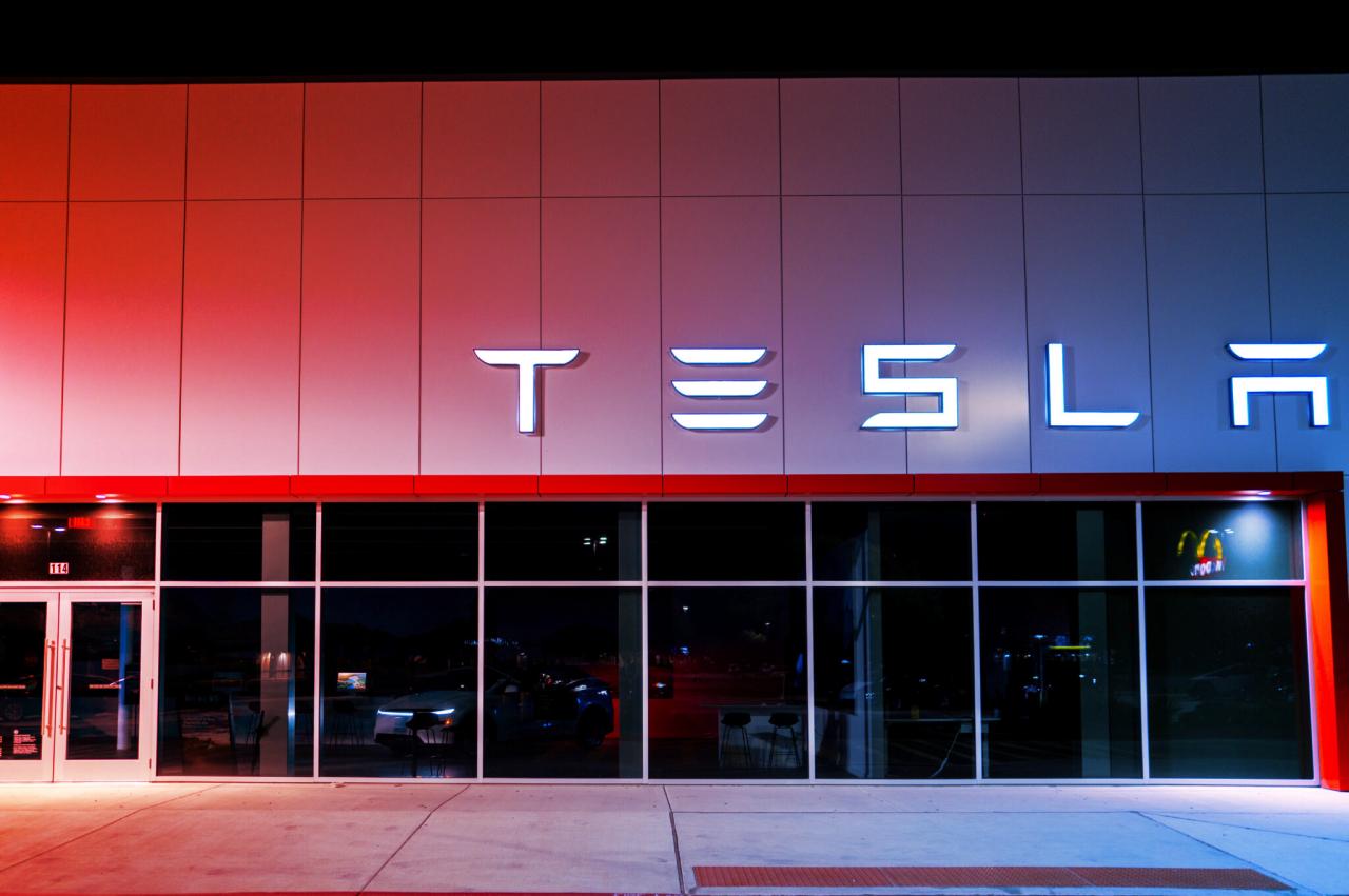 Az Autopilot ára: A Tesla elbukta a halálos gázolás perét