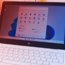 Az elbukott harc: Windows 11 SE és a Microsoft “sírva-nevetős” nagy lemondása