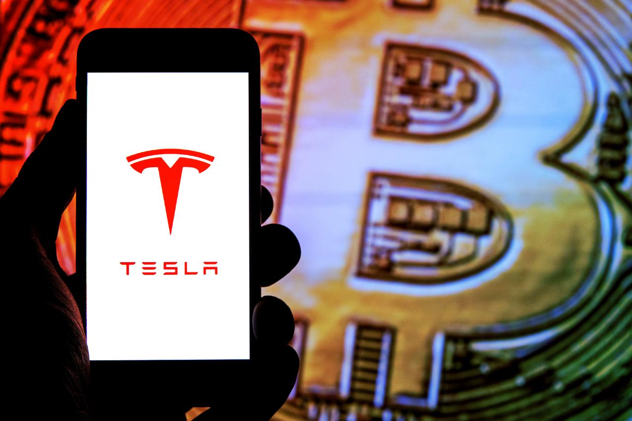 Az elhibázott Tesla bitcoin-eladás: milliárdok úsztak el