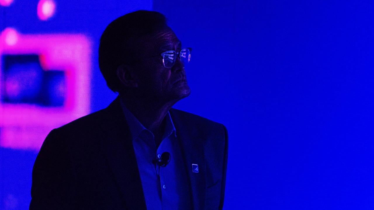 Az Intel vezérét Trump szúrta ki magának: vajon mi húzódik a háttérben?