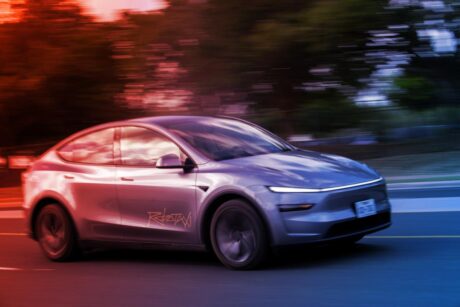 Elon Musk és a Tesla: robotaxi-csalafintaság Kaliforniában?