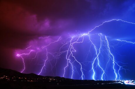 Megdöbbentő villámrekord: 829 kilométeres vihar Texasból Kansasig!