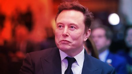 Újabb Vádak: Elon Musk és Adrian Dittman Ugyanaz?